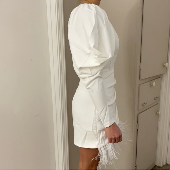 Selling my 2022 homecoming dress!! - Picture 4 of 7